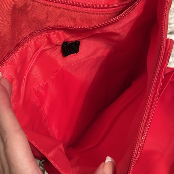 Bueno Adjustable Crossbody Purse - Picture 5 of 10